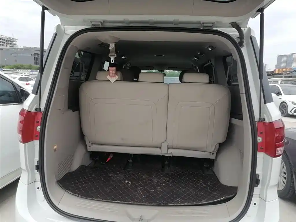 SAIC Maxus Maxus G10 2018 PLUS 2.4L Manual Elite Edition фото 19