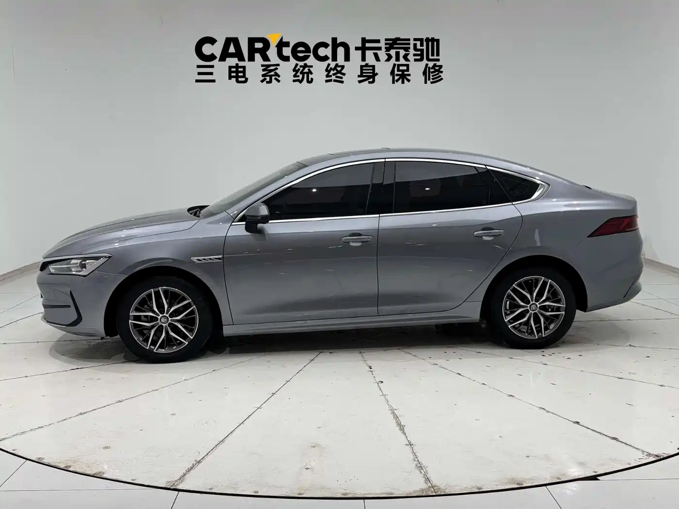 BYD Qin PLUS 2021 EV 500KM Luxury Model фото 4