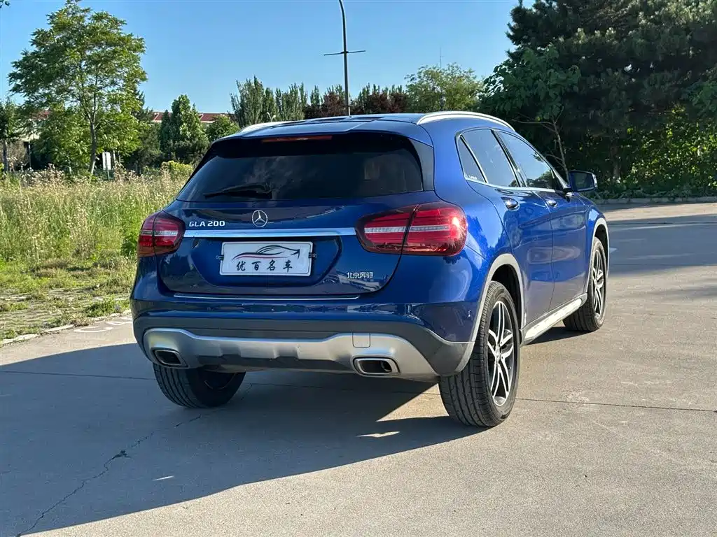 Mercedes-Benz GLA 2017 GLA 200 Fashion фото 6