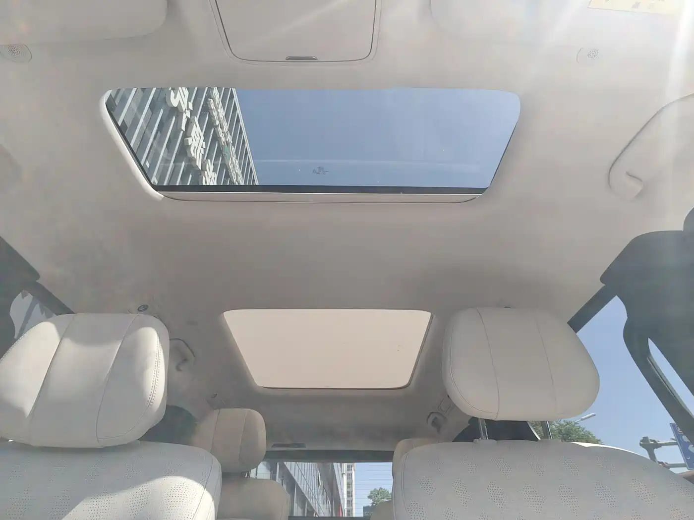 BYD Xia 2025 DM-i 1.5T 180km Surpass Edition фото 6