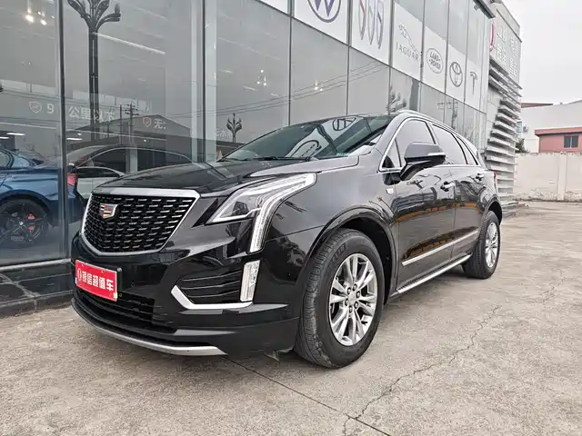 CADILLAC XT5