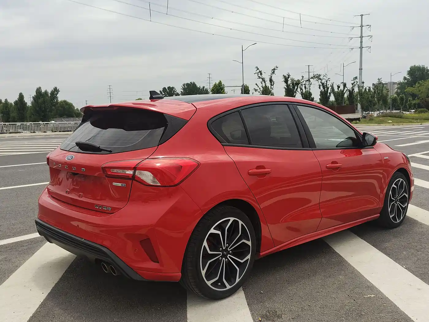 FORD FOX