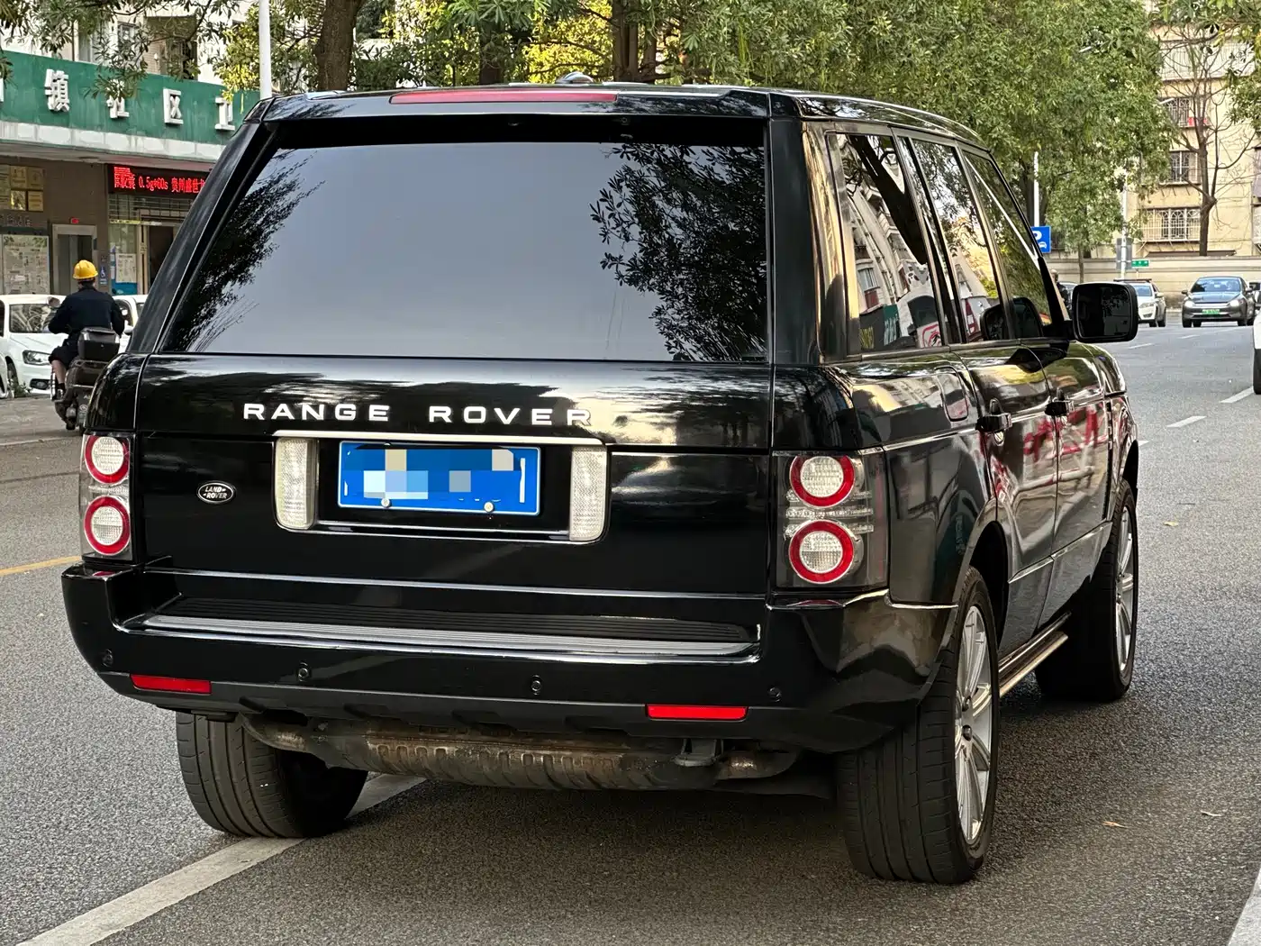 Land Rover Range Rover 2011 5.0 NA V8 HSE фото 6
