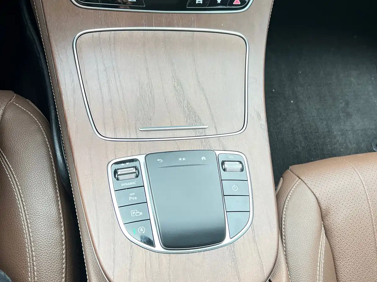Mercedes-Benz E-Class 2021 Facelift E 300 L Sport Fashion фото 8