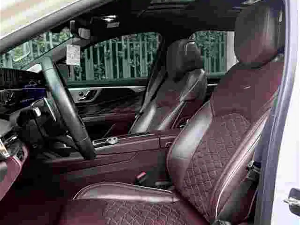 Фото 8 - Cadillac CT6