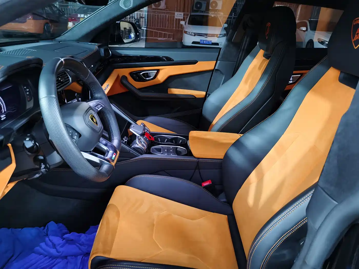 Lamborghini Urus 2021 4.0T V8 фото 6