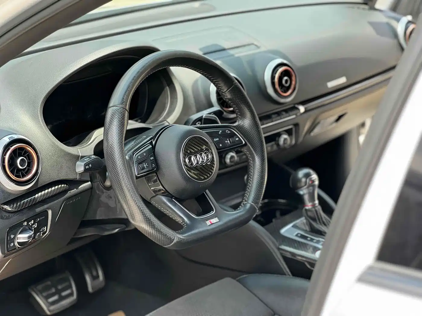 Audi S3 2017 Facelift S3 2.0T Limousine фото 12