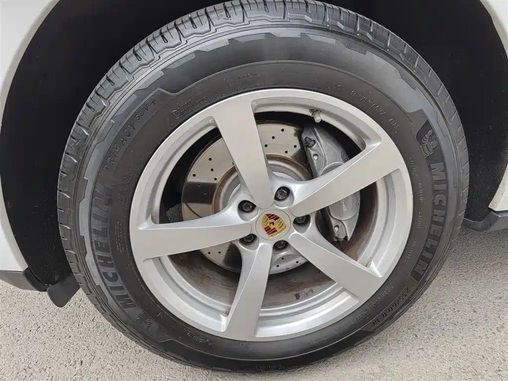 Porsche Macan 2017 Macan 2.0T фото 13