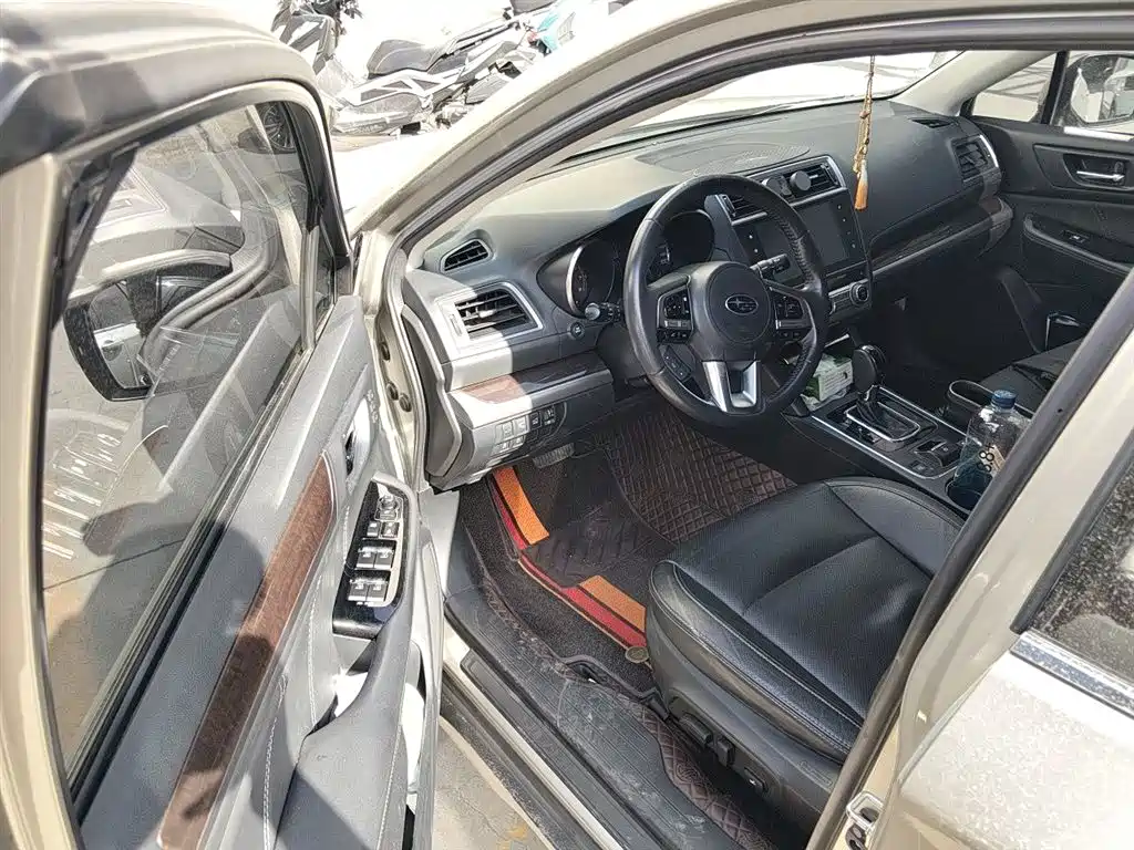 Subaru Outback 2016 2.5i Luxury Navigation Edition фото 13