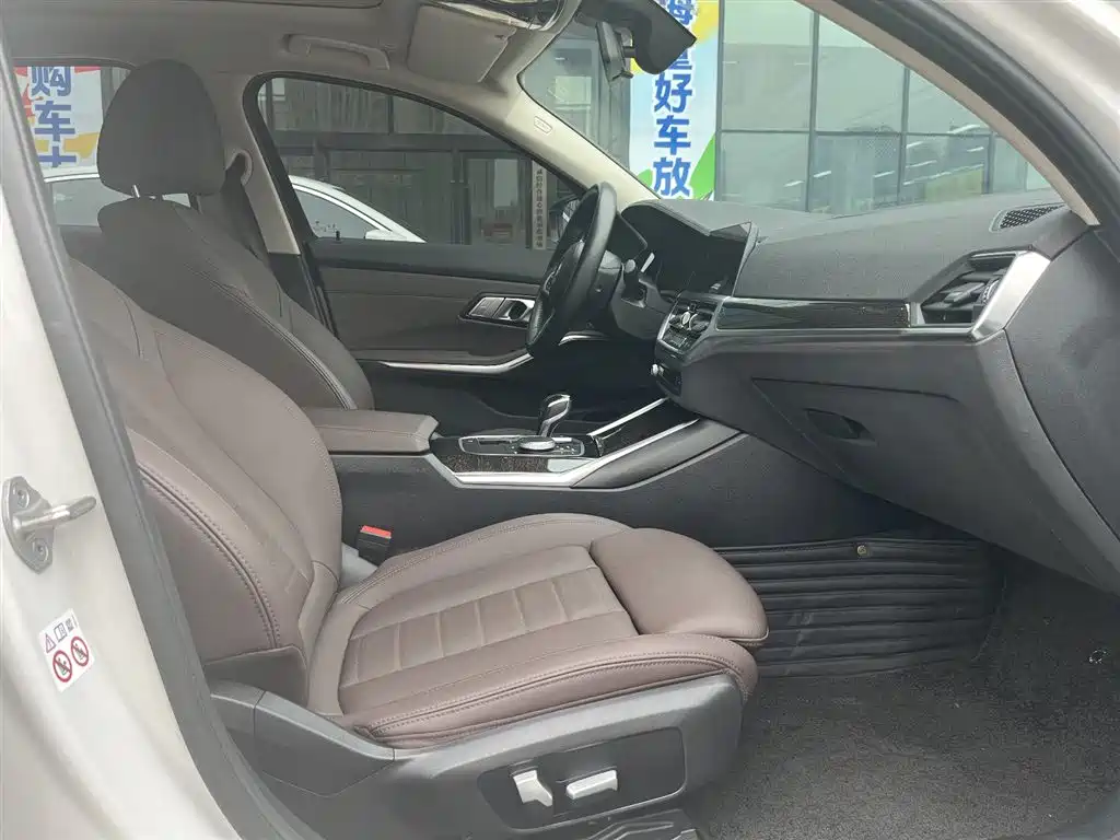 BMW 3 Series 2021 Facelift 325Li M Sport Package фото 30