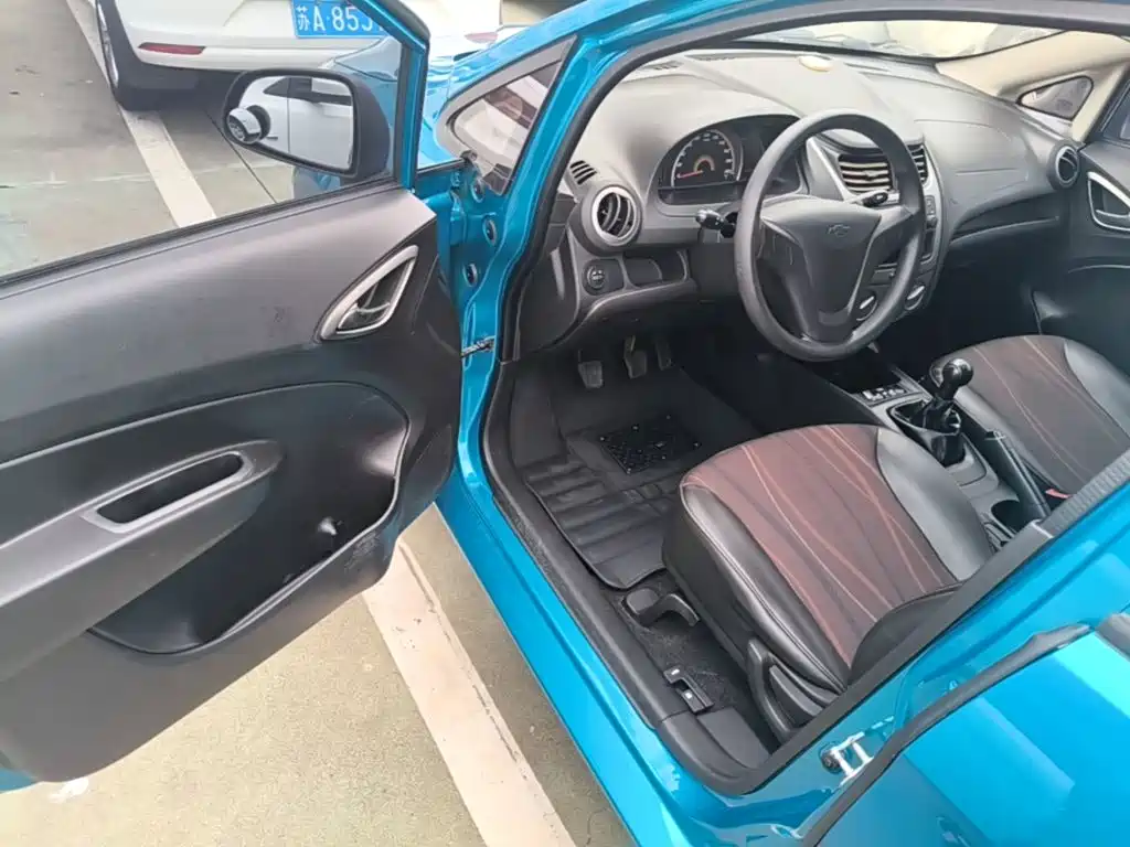 Chevrolet Sail 2014 2013 Sedan 1.4L Manual Ideal Happiness Edition