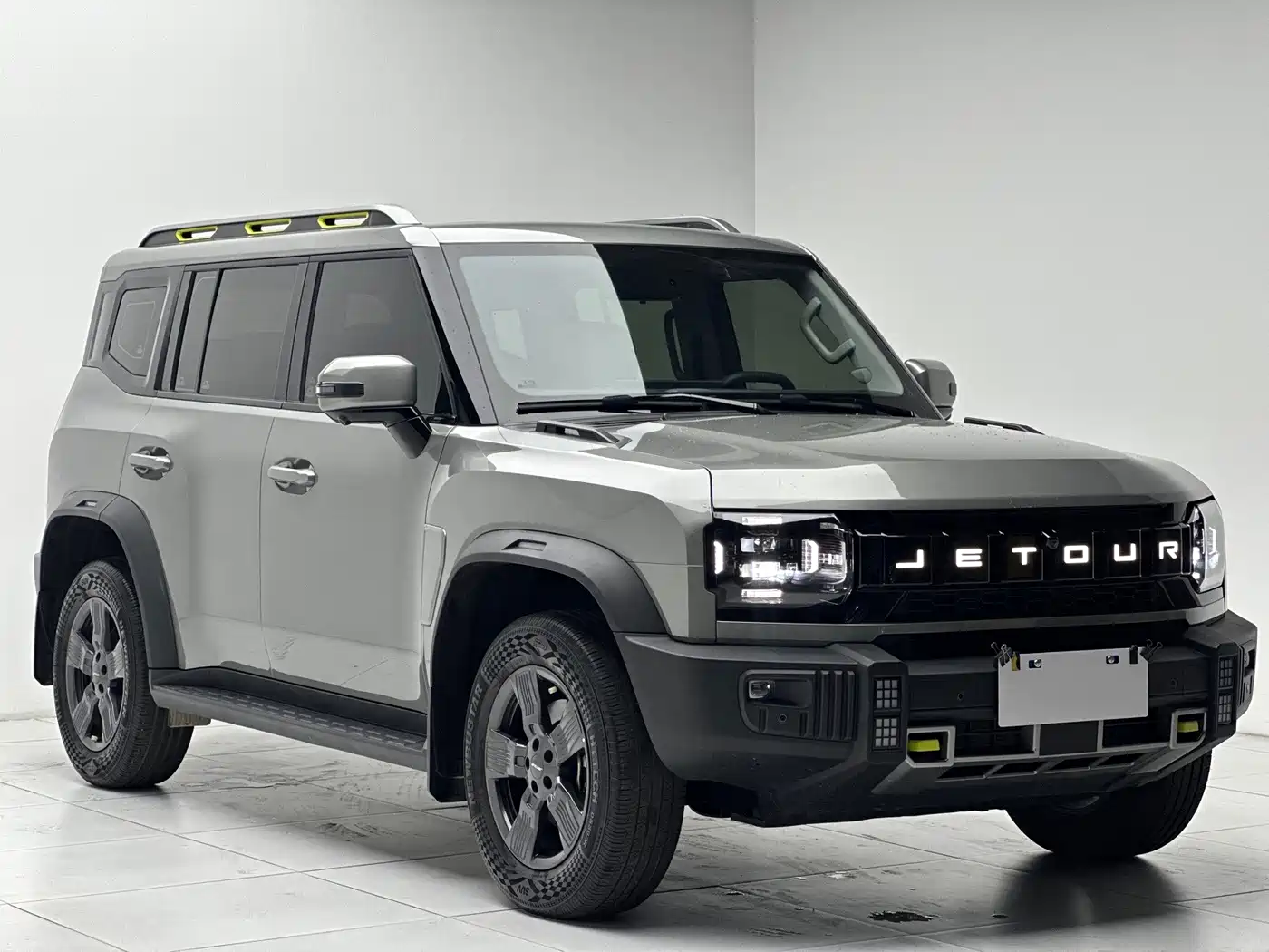 Jetour T2 2025 2023 Model 1.5T 2WD Discovery PRO