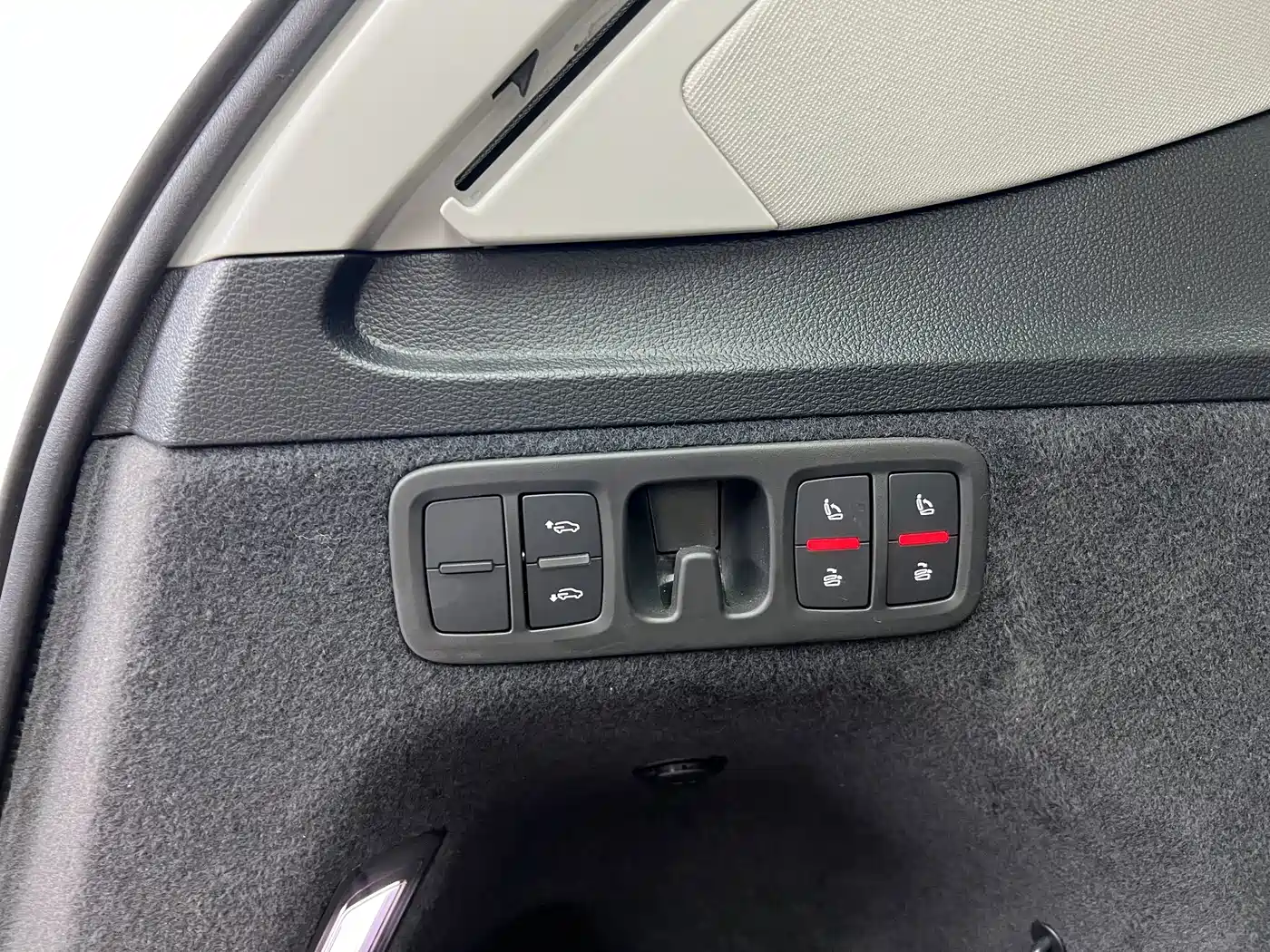 Фото 24 - Audi Q7