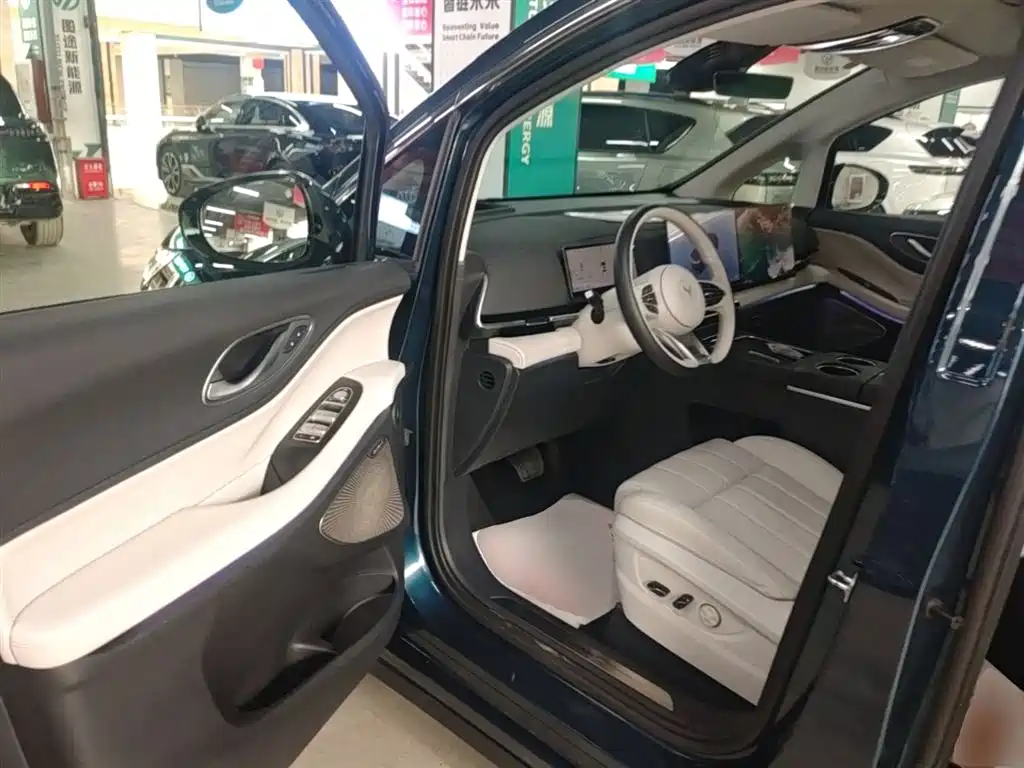 Voyah Auto Voyah Dreamer 2025 PHEV 4WD Kunpeng Premium Edition фото 16
