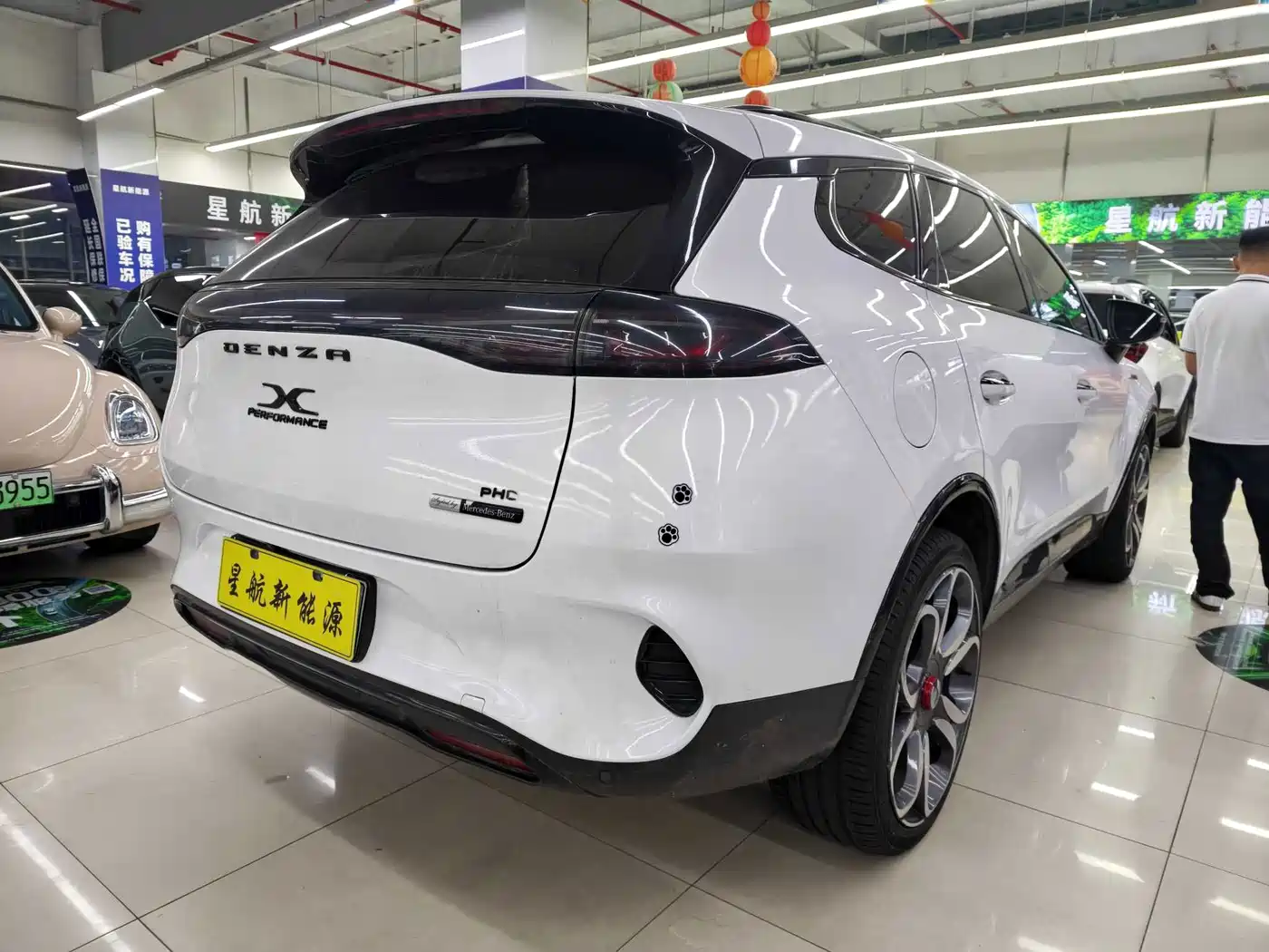 Denza X 2020 2020 PHEV Sport Edition