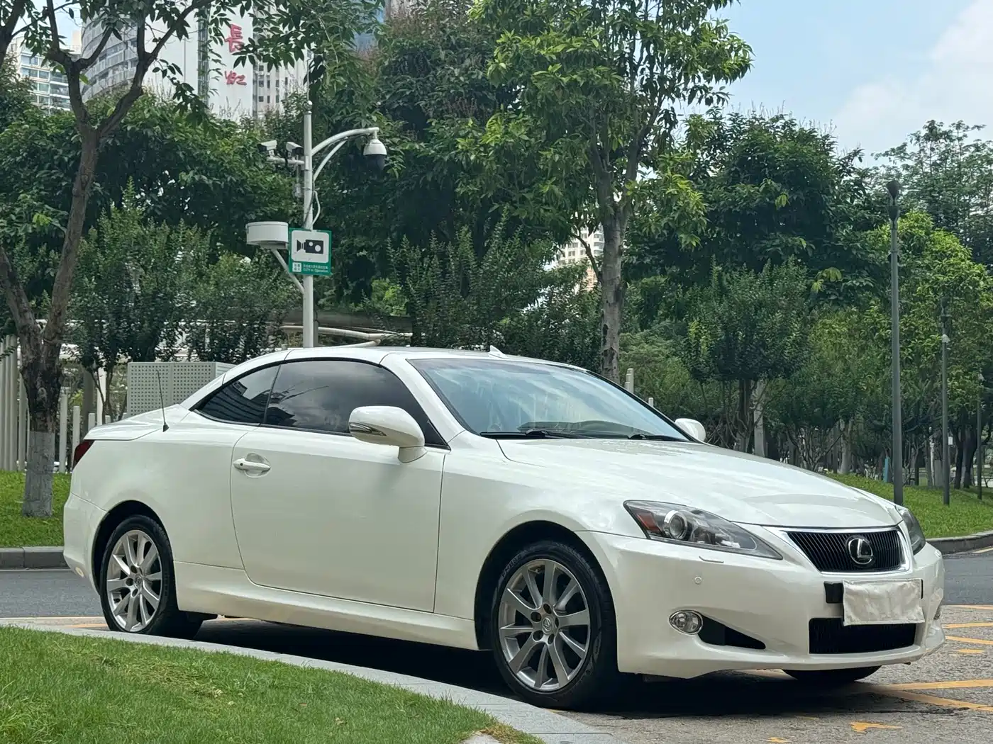 Lexus IS 2011 250C фото 3