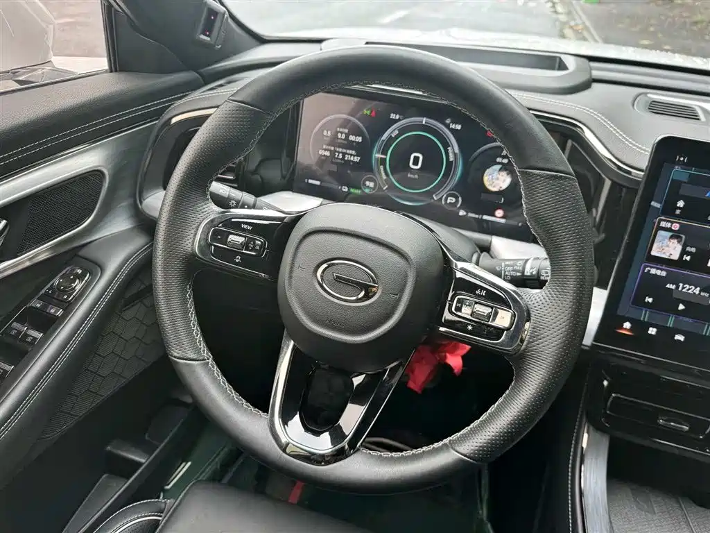 GAC Trumpchi Trumpchi GS8 2022 Dual Engine Series 2.0TM 2WD Premium Edition (6-Seater) фото 9