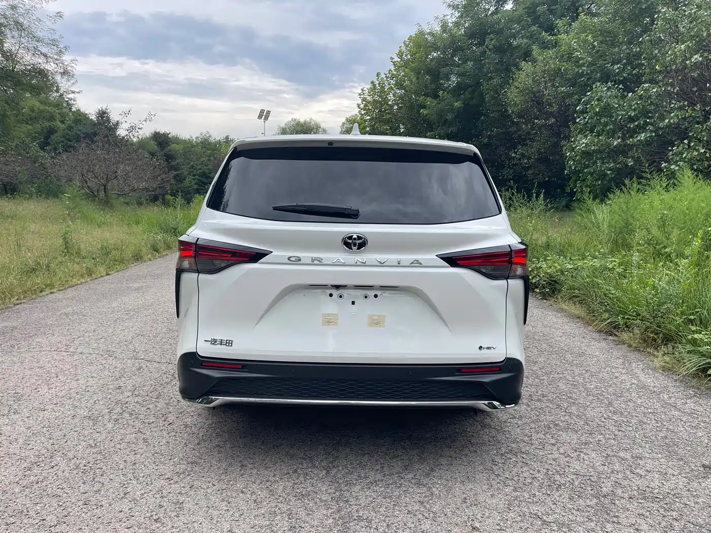 Toyota Granvia 2026