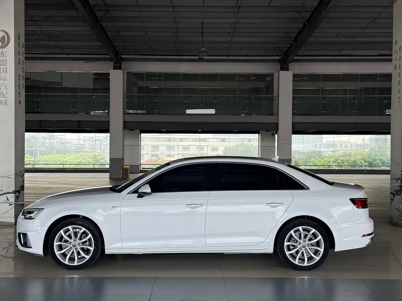 Audi A4L 2019 40 TFSI Fashion (China VI) фото 3