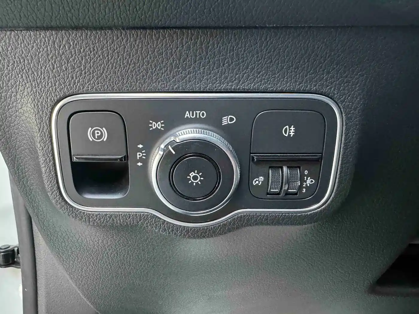 Mercedes-Benz GLB 2020 GLB 180 Style фото 9