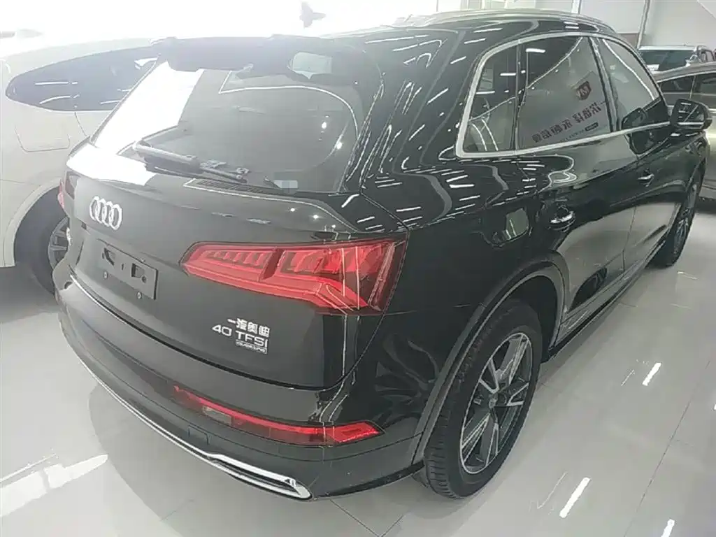 Audi Q5L 2018 40 TFSI Premium Fashion China VI фото 5