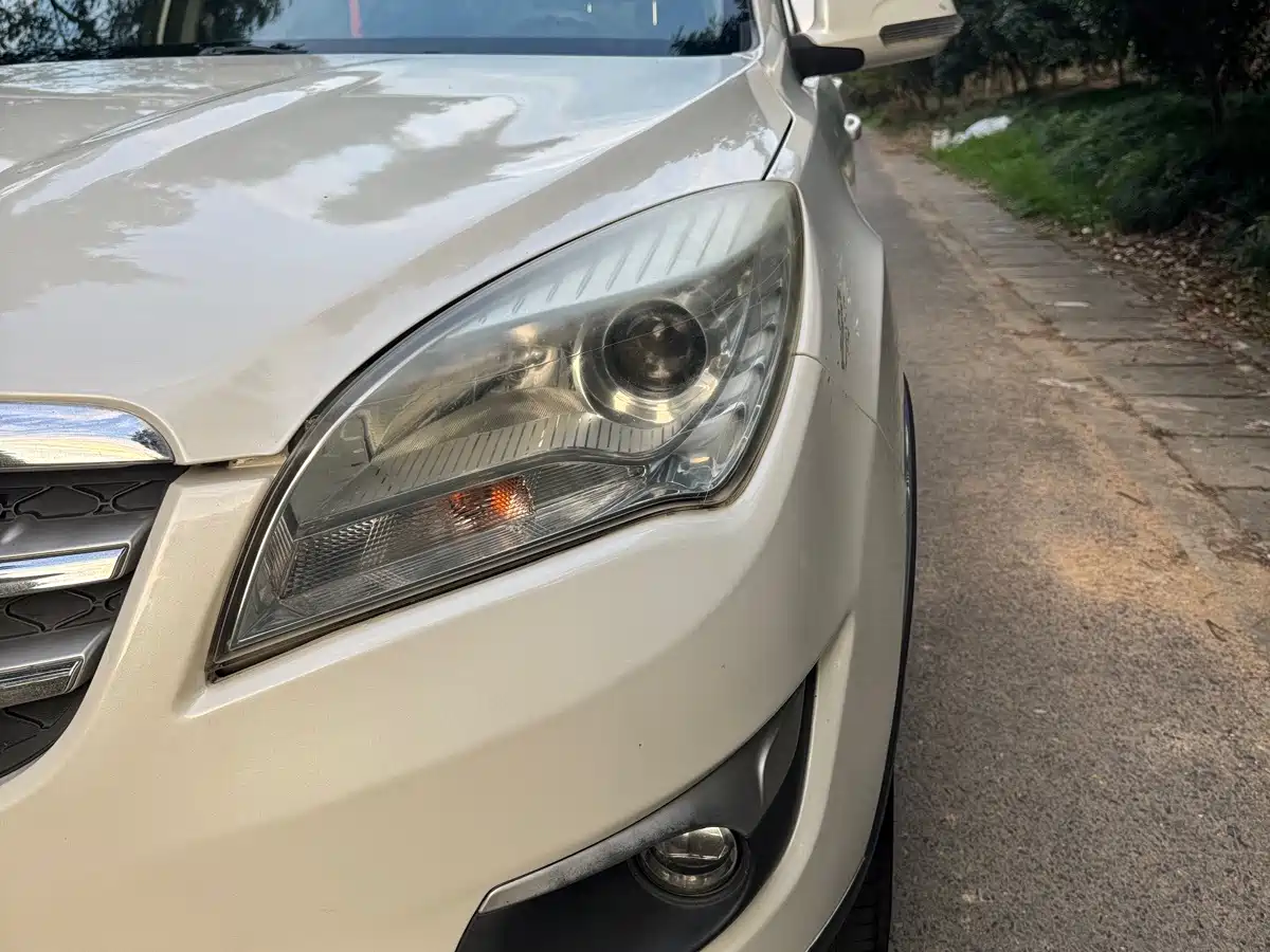 Changan CS35 2015 2014 1.6L Manual Luxury Type China IV
