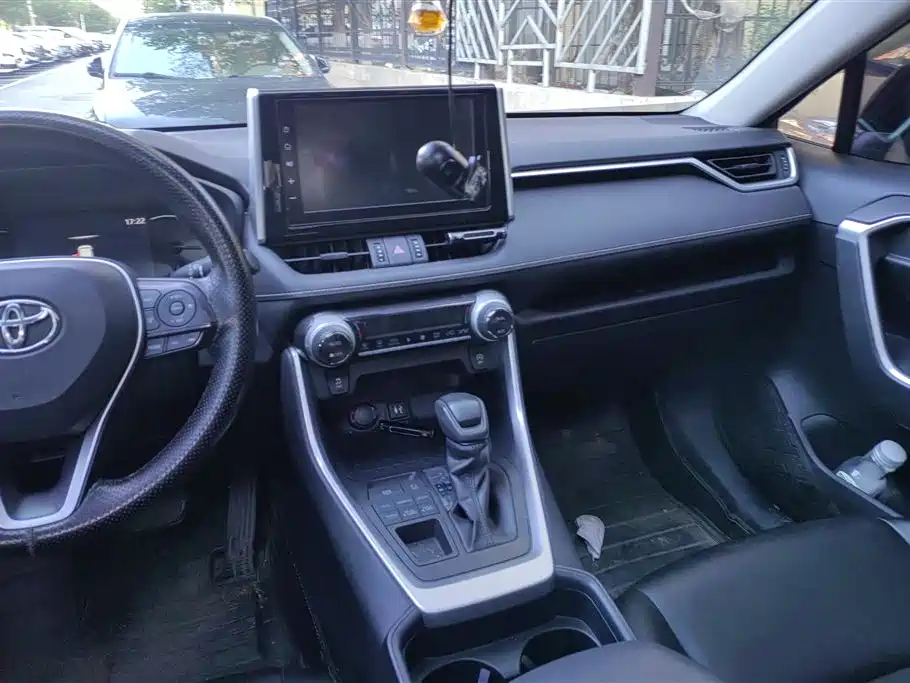Toyota RAV4 Rongfang 2020 2.0L CVT AWD Trend Edition фото 13