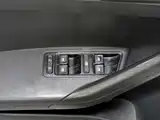 Photo 9 - Volkswagen Jetta