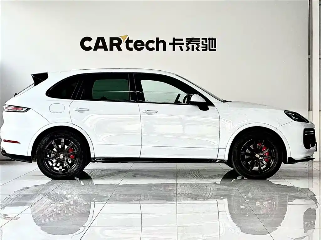 Porsche Cayenne 2011 Cayenne 3.0T фото 3
