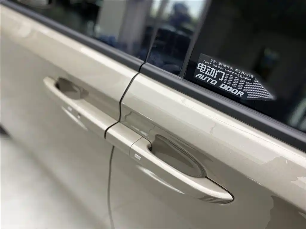 Buick GL8 2023 ES Landmaster Exclusive фото 31