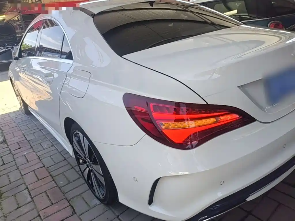 Mercedes-Benz CLA (Import) 2017 Facelift CLA 200 Style фото 5