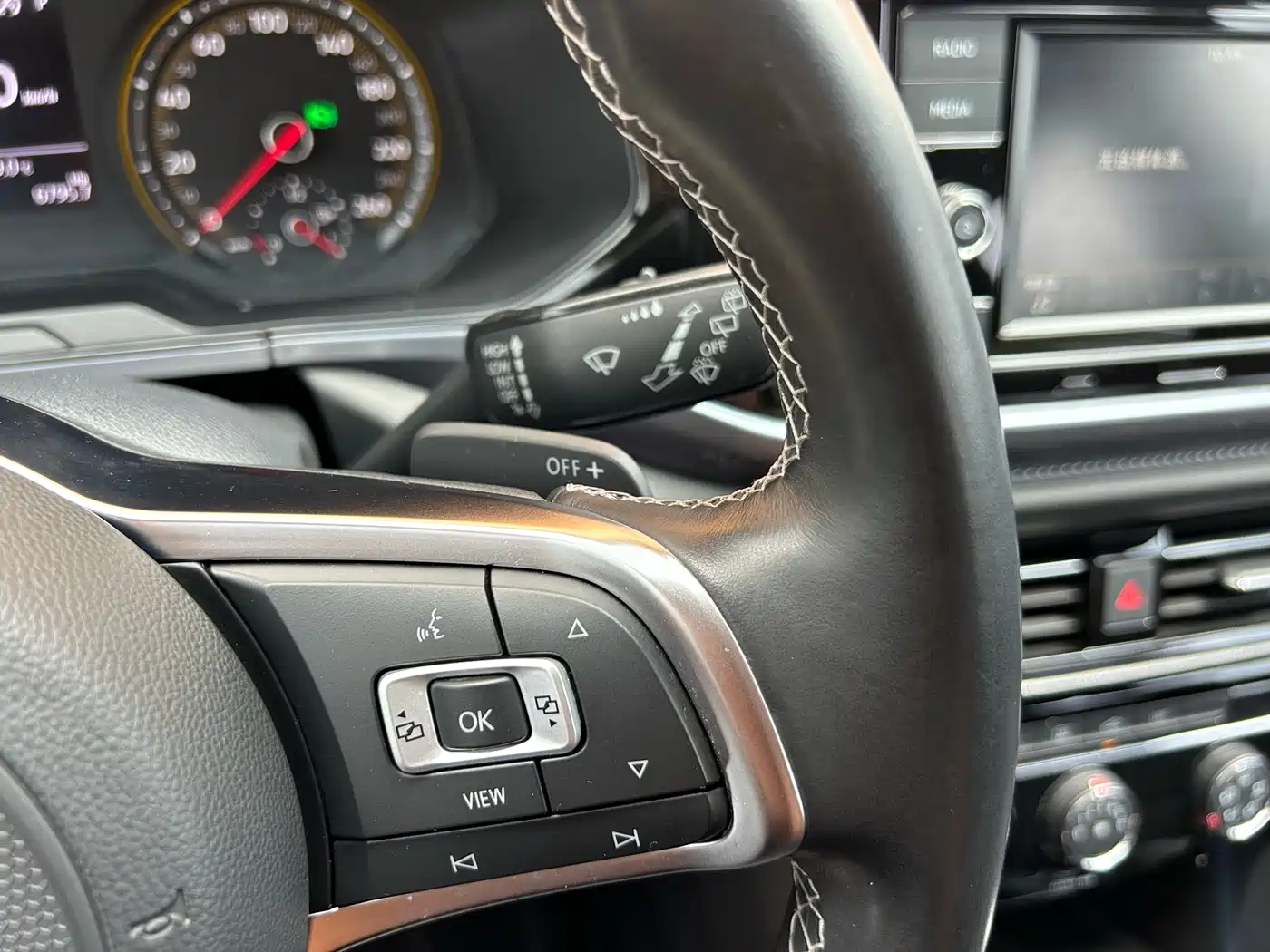 Volkswagen Tharu 2019 Model 280TSI 2WD R-line China VI фото 40
