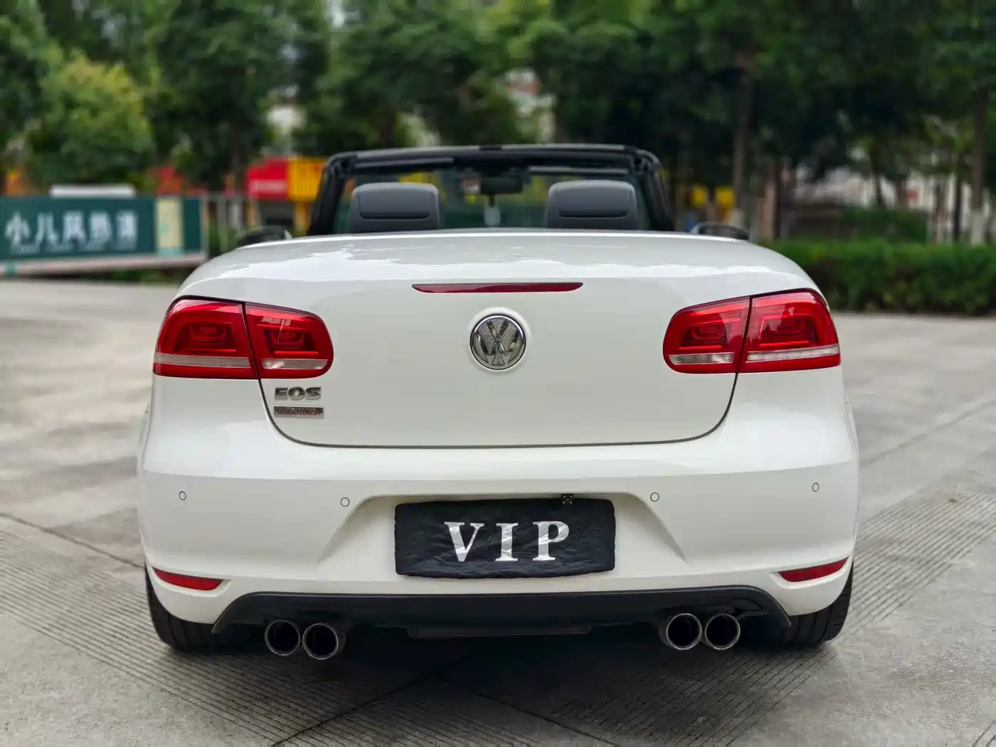 Volkswagen Eos 2011 Model 2.0TSI фото 10