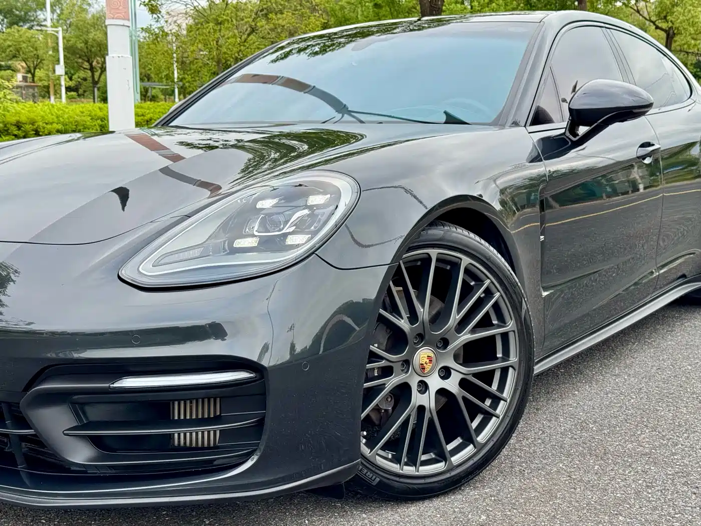 Porsche Panamera 2023 Panamera 2.9T Platinum Edition фото 9