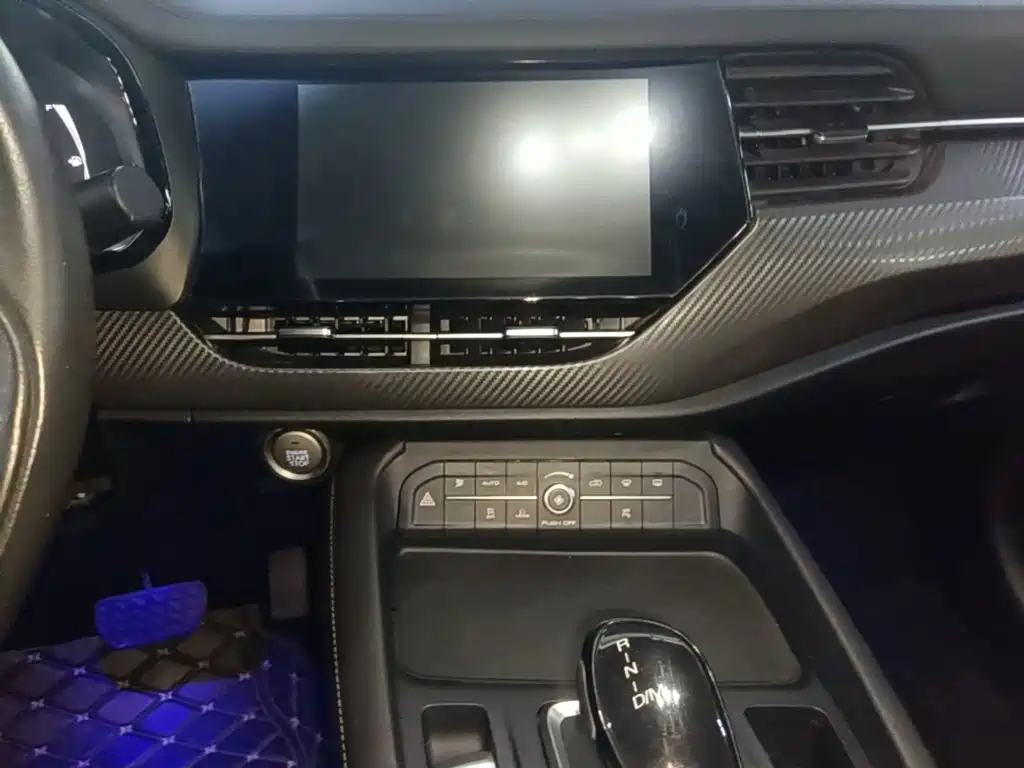 Фото 13 - Haval F7x