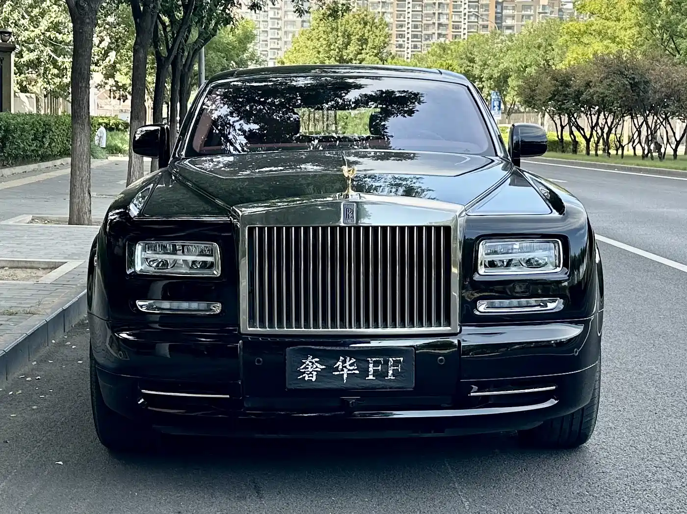 Rolls-Royce Phantom 2012 2006 6.7L Extended Wheelbase EWB