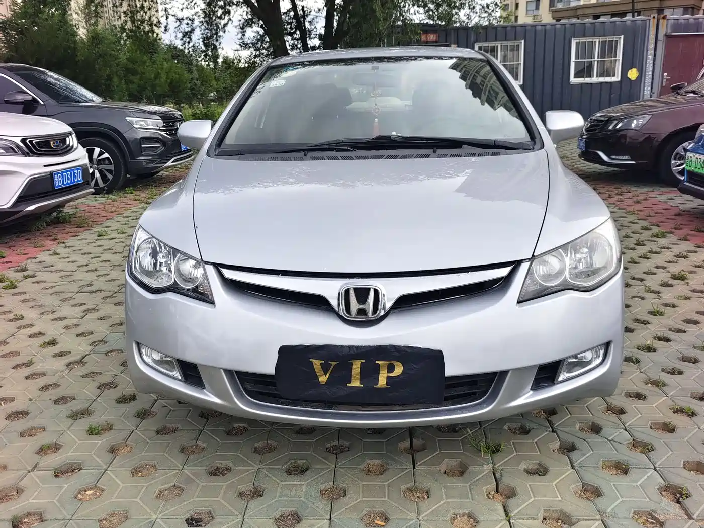 CIIMO CIIMO 2012 2012 1.8L Automatic