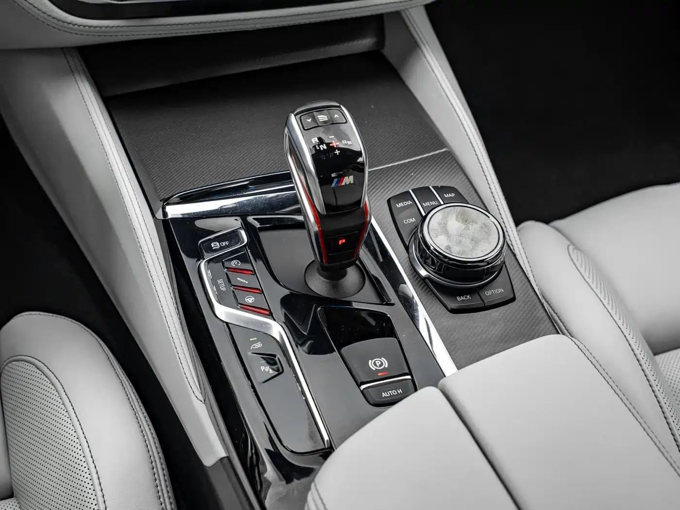BMW M5 2018 M5 фото 11