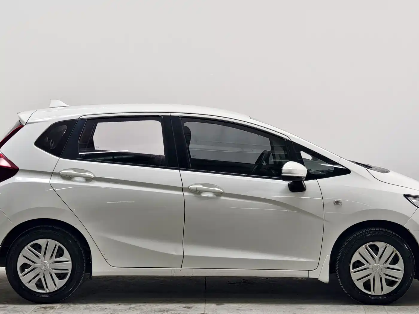 Фото 8 - Honda Fit