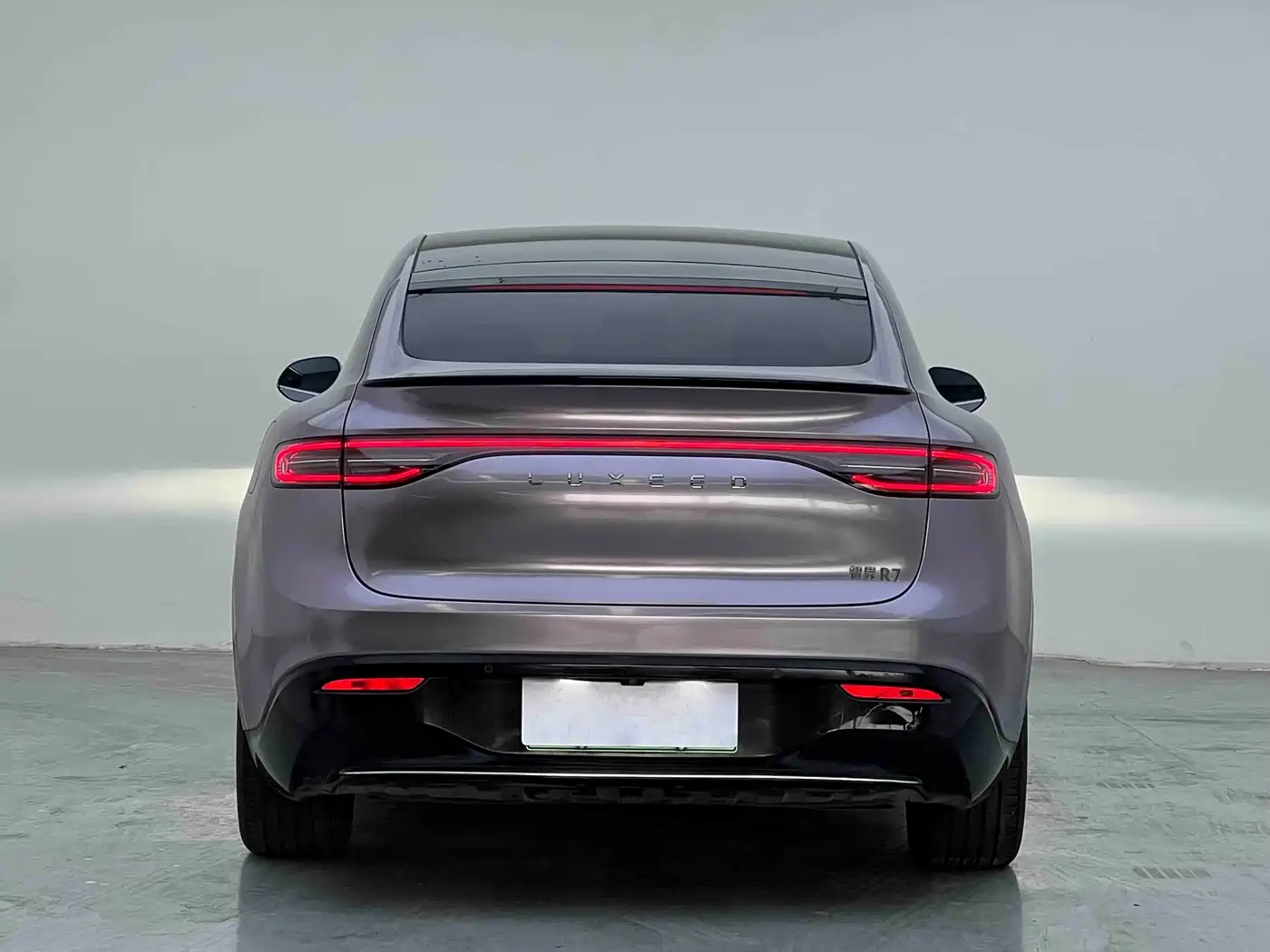 Zhijie Luxeed R7 2025 2024 Pure Electric 667km Pro