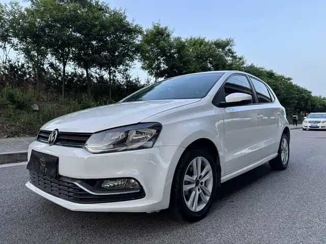  Volkswagen Polo 2016 1.6L Automatic Comfort