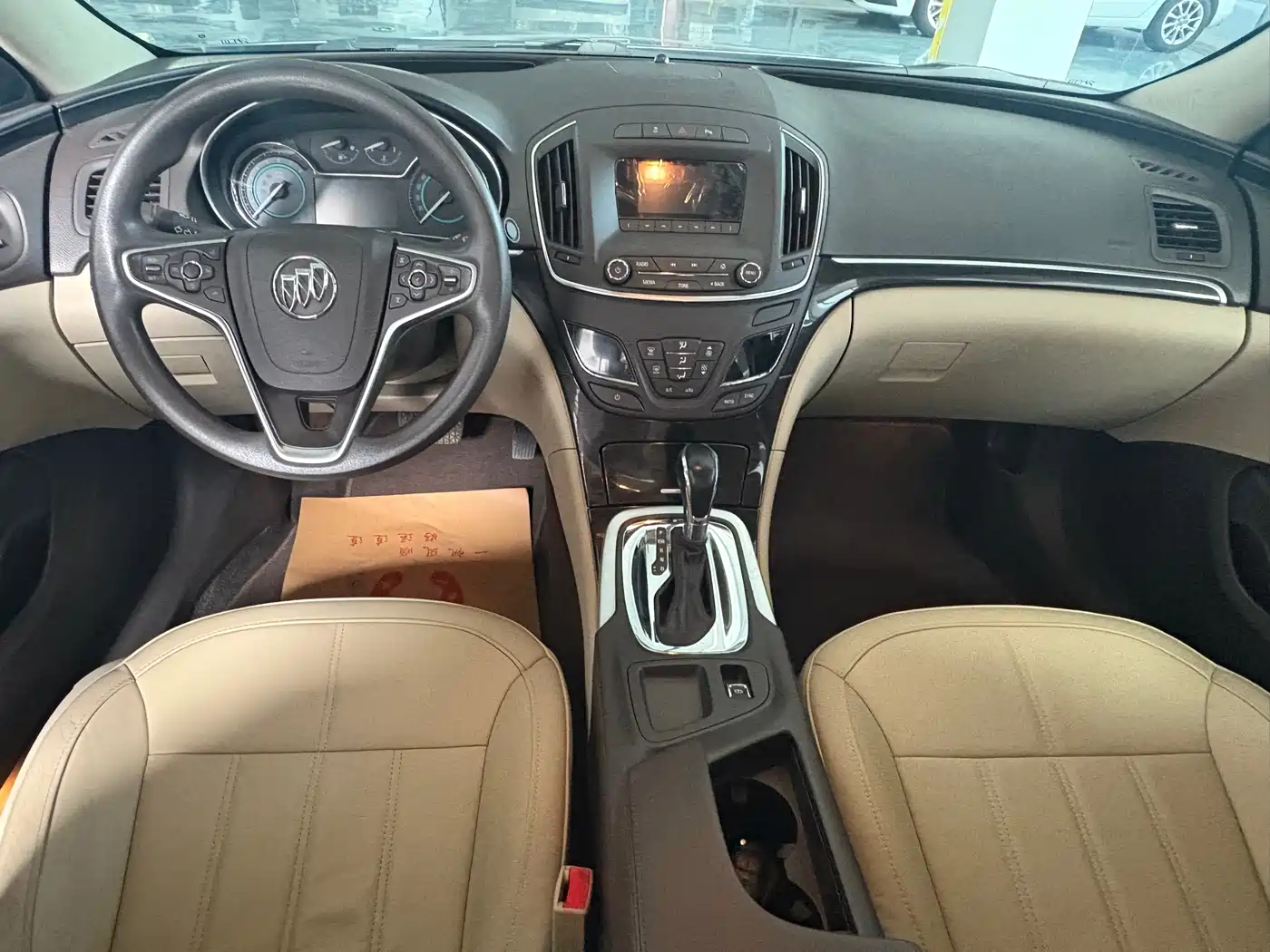 Buick Regal 2015 2.0L Elite Fashion Model фото 16
