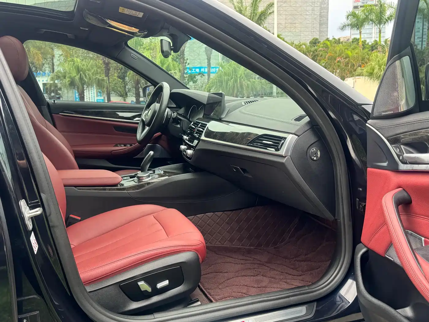 BMW 5 Series 2018 Facelift 530Li Leading M Sport Package фото 10