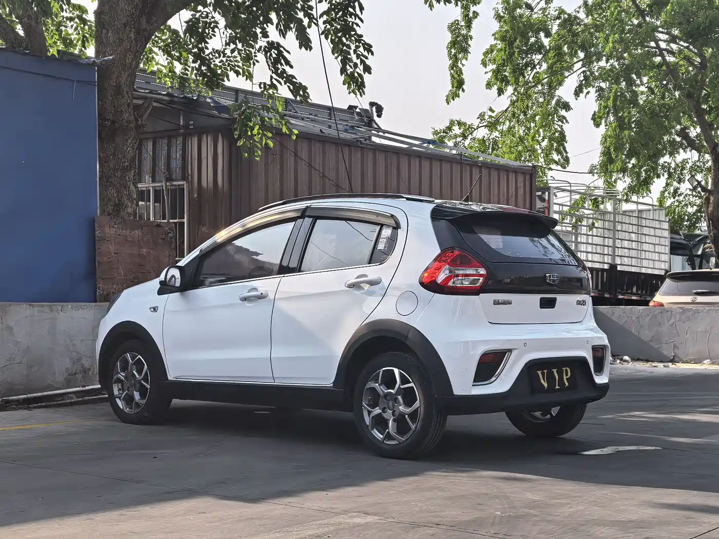 GEELY AUTOMOBILE VISION X1