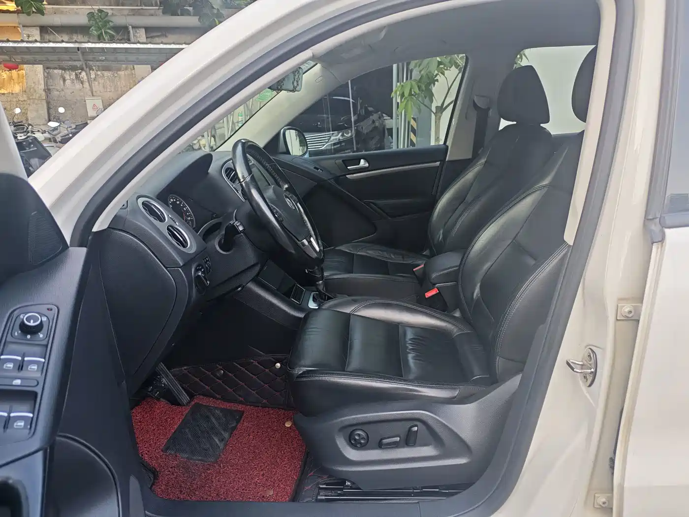 Фото 6 - Volkswagen Tiguan