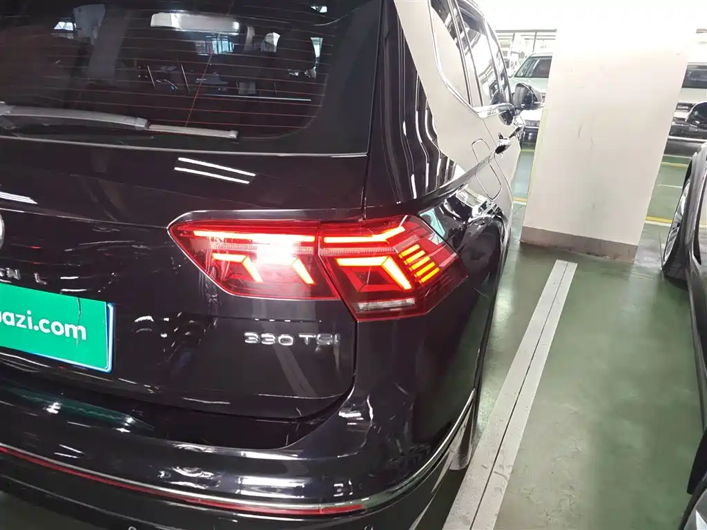 Volkswagen Tiguan L 2023 330TSI Auto 2WD R-Line Premium Edition фото 24