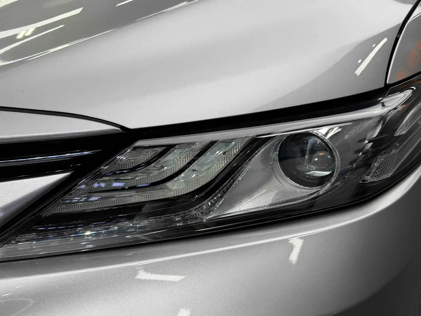 Toyota Camry 2021 2.5G Luxury Edition фото 4