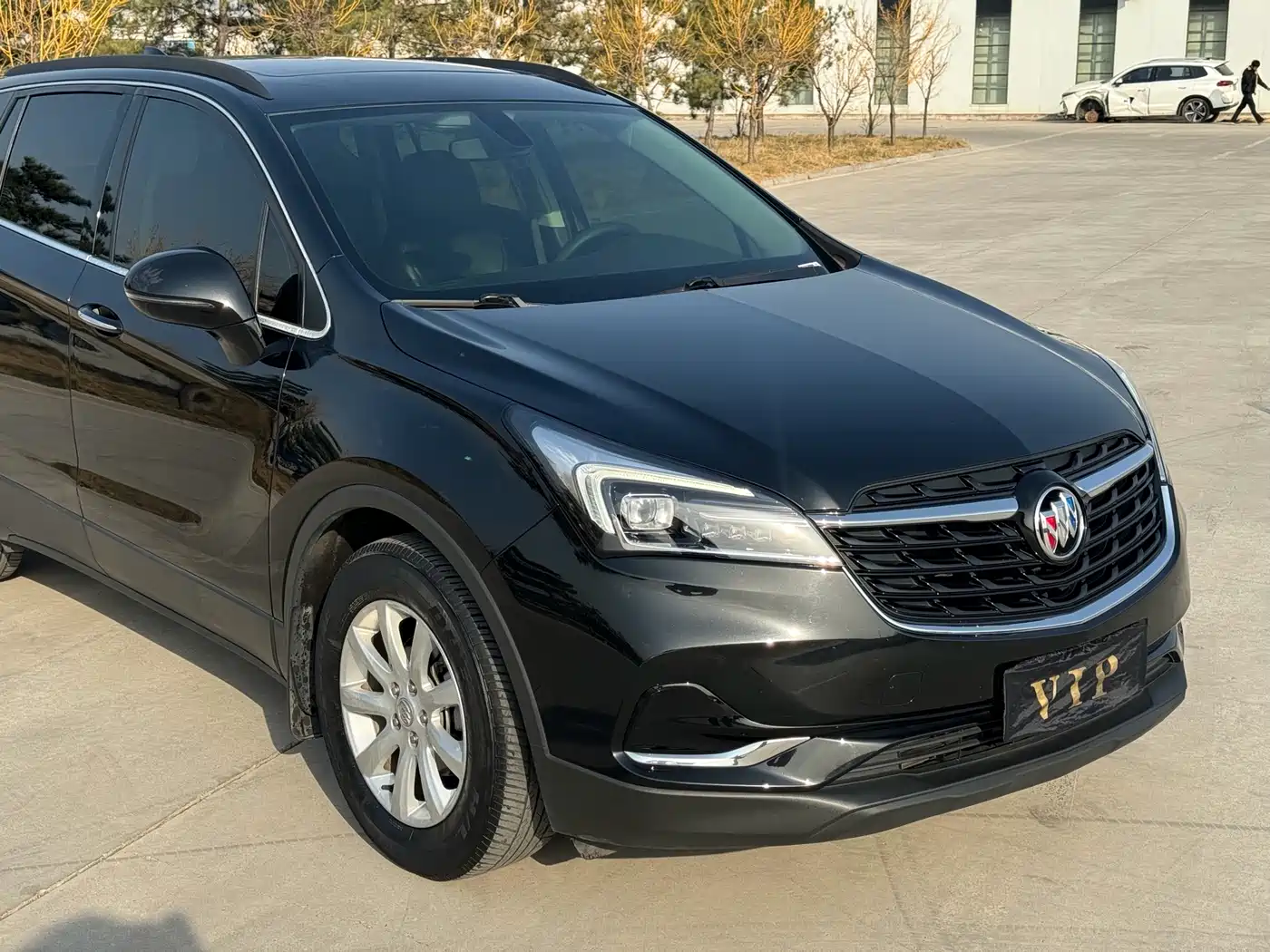 Buick Envision Plus 2020 20T FWD Leading фото 5