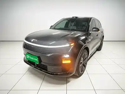 Li Auto L6