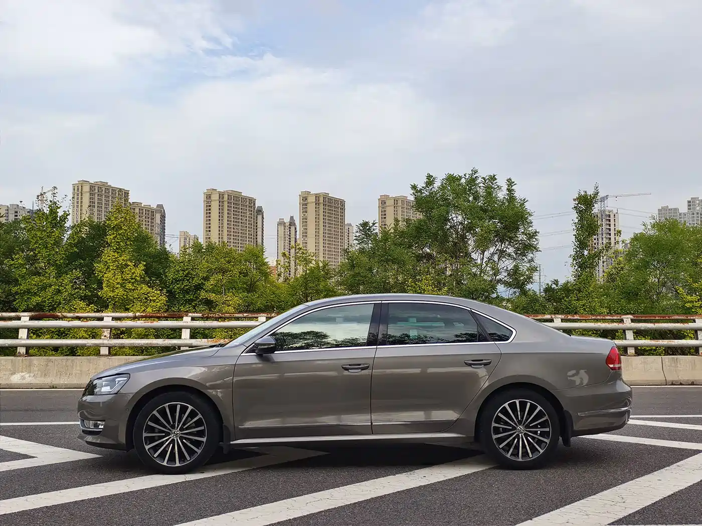 Фото 4 - Volkswagen Passat